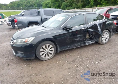 2015 Honda Accord Ex-L z USA, uszkodzony, nr VIN 1HGCR2F8XFA072162